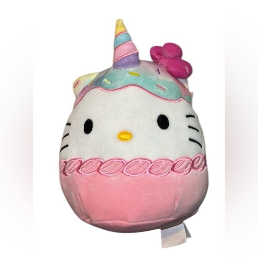 Squishmallows 8” Hello Kitty Ice Cream Cupcake Unicorn Plush Sanrio